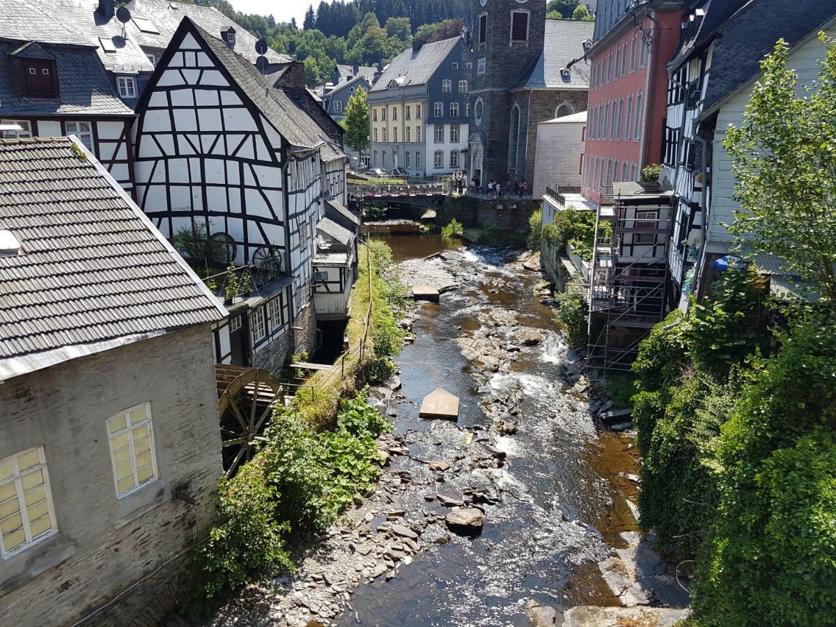 Haus Stehlings Hotel Monschau Exterior photo